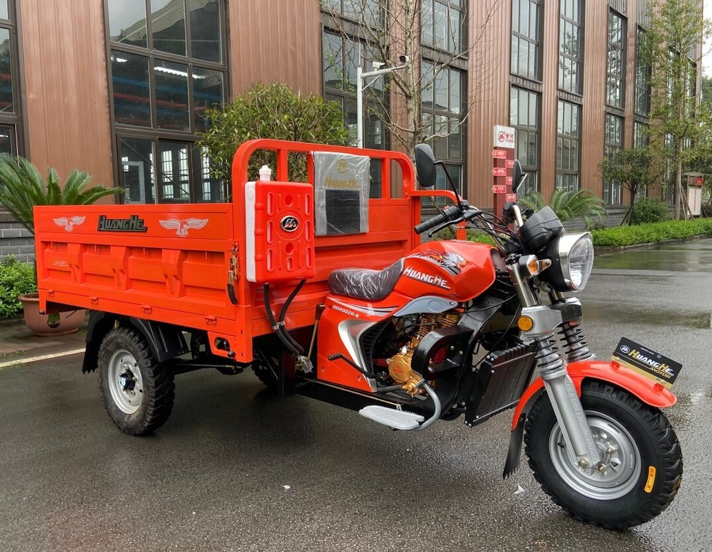 Moto de 3 roues 200 cc Moteur de 2,0 m Cargo Box Tricycle motorisé pour le chargement de marchandises lourdes