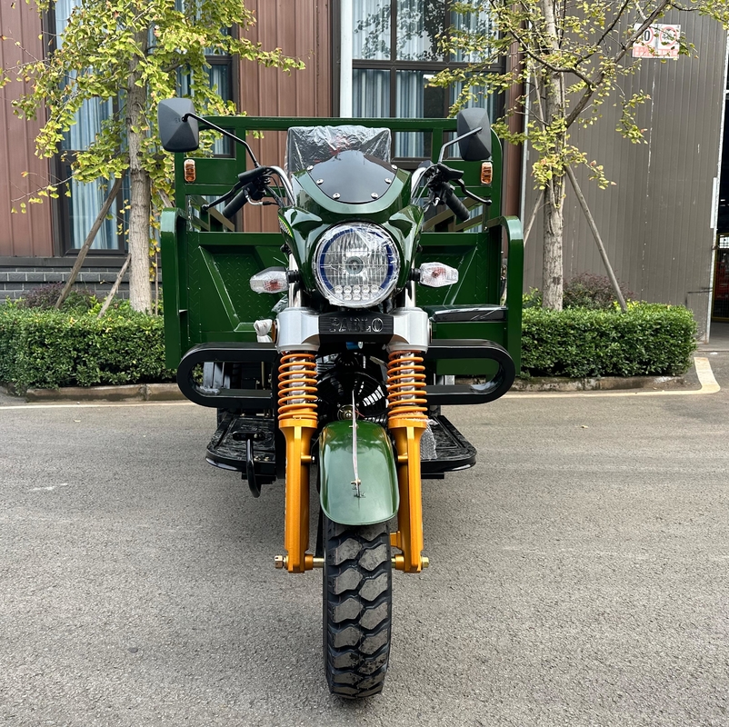 Motocycle à trois roues durable avec frein à tambour avant et arrière et type de carrosserie ouverte