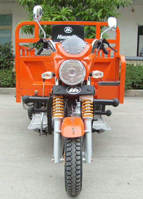 Le tricycle de cargaison de l'essence 250CC 200CC d'OEM, le Chinois 3 roulent la moto avec la commande d'axe
