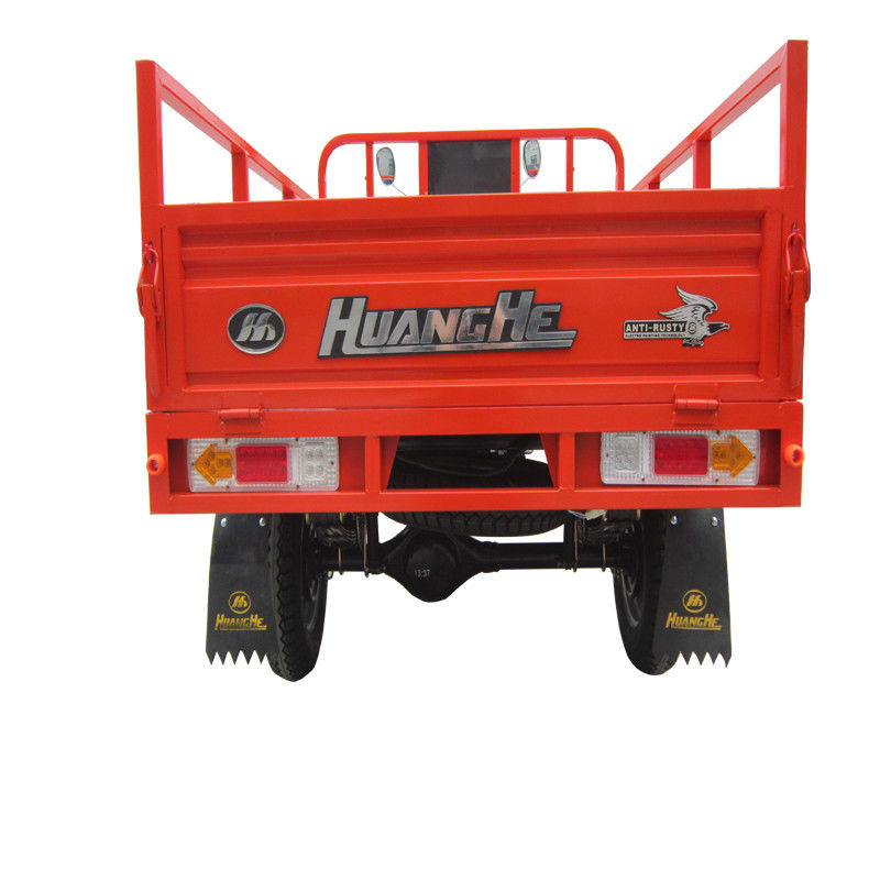 Tricycle de cargaison motorisé tri par roue pour charger la boîte lourde de cargaison des marchandises 1.8M*1.25M